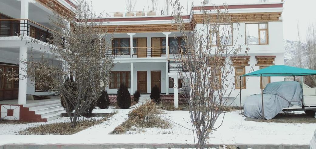 Hotel Nubra Residency Charāsa Exterior foto